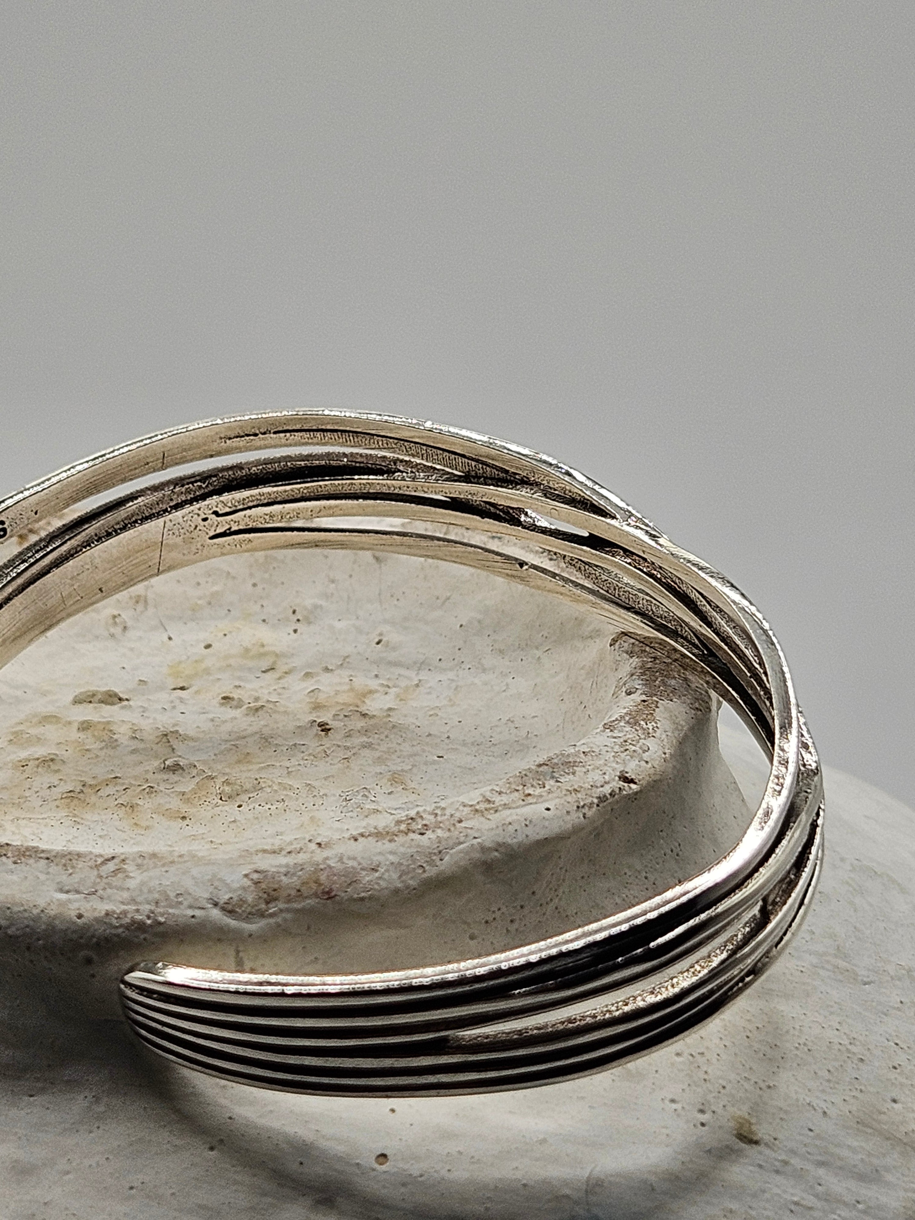 Elias Bangle - Vie Jewelry