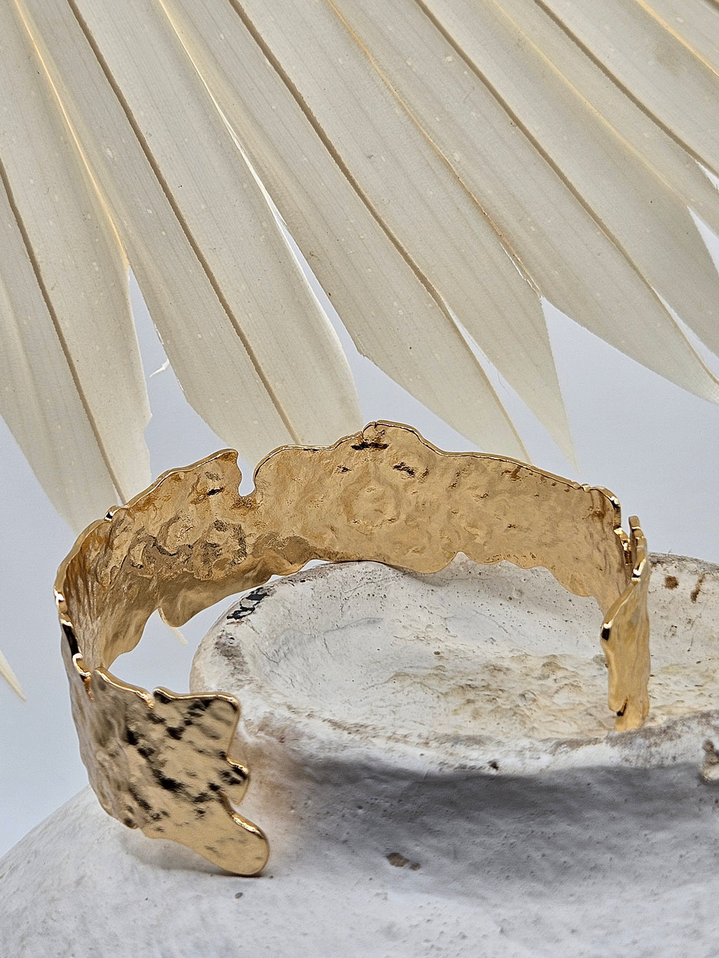 Harrison Bangle - Vie Jewelry