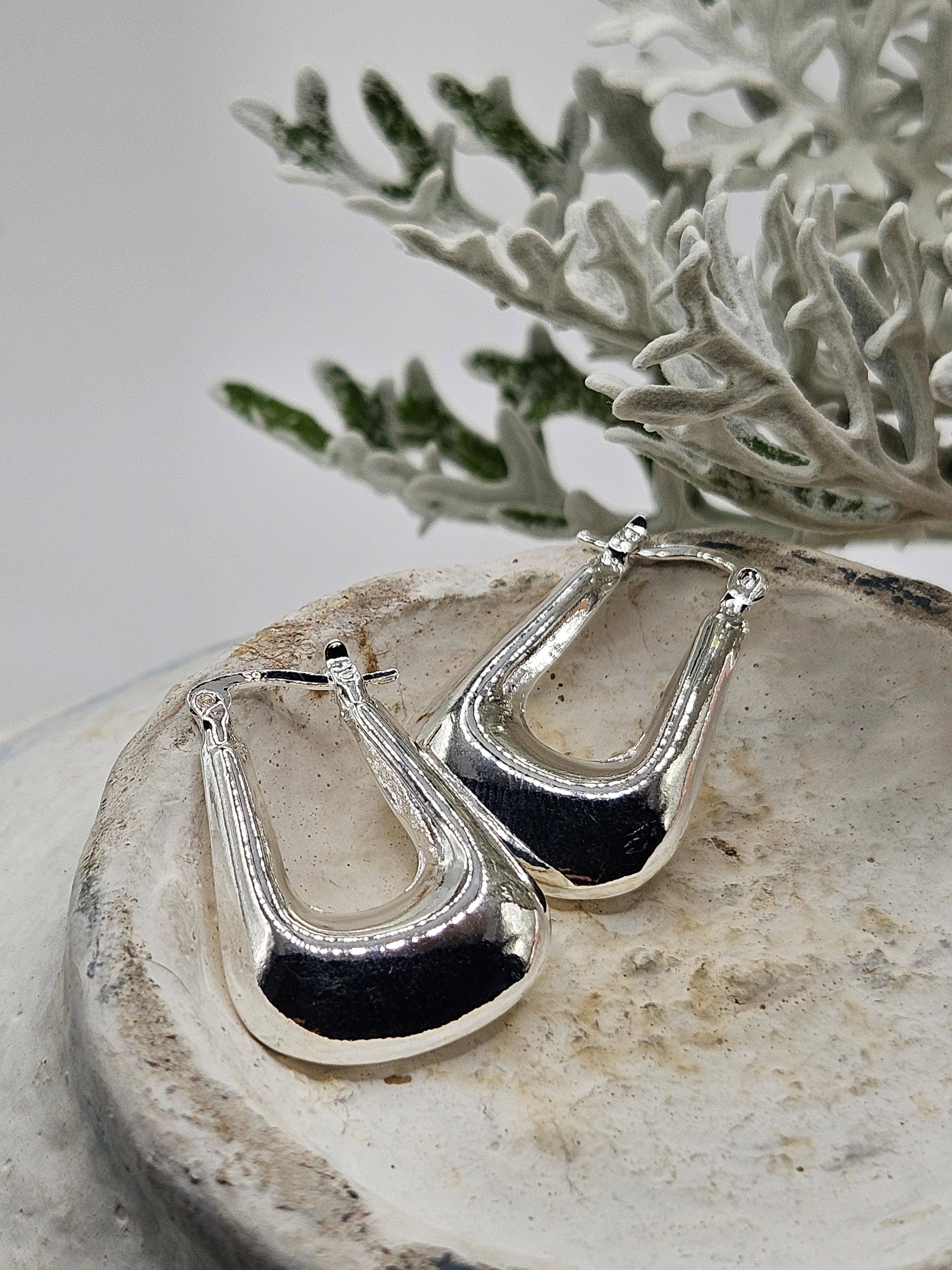Besson Earrings - Vie Jewelry
