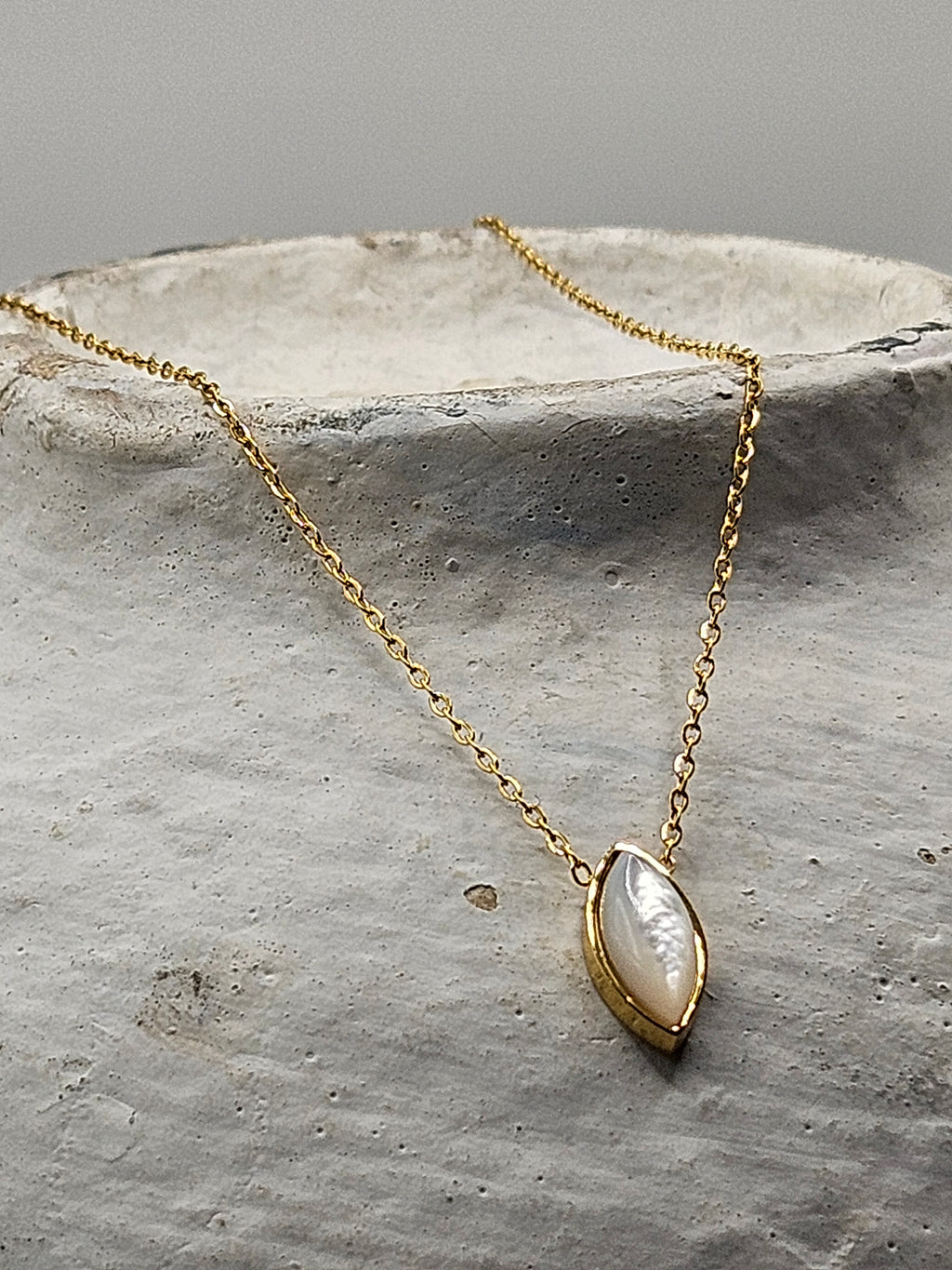 Leia Necklace - Vie Jewelry