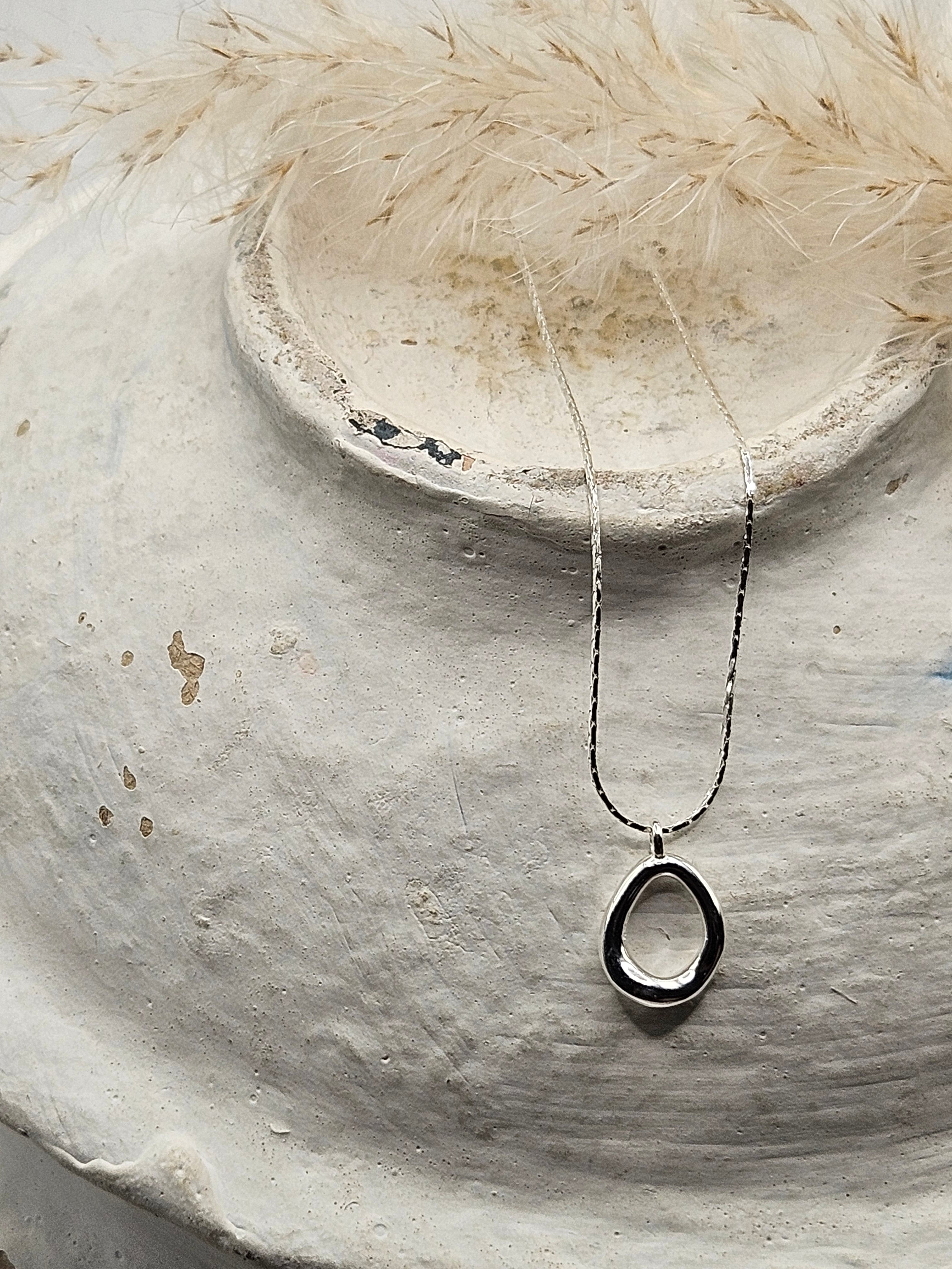 Circle of Love - Vie Jewelry