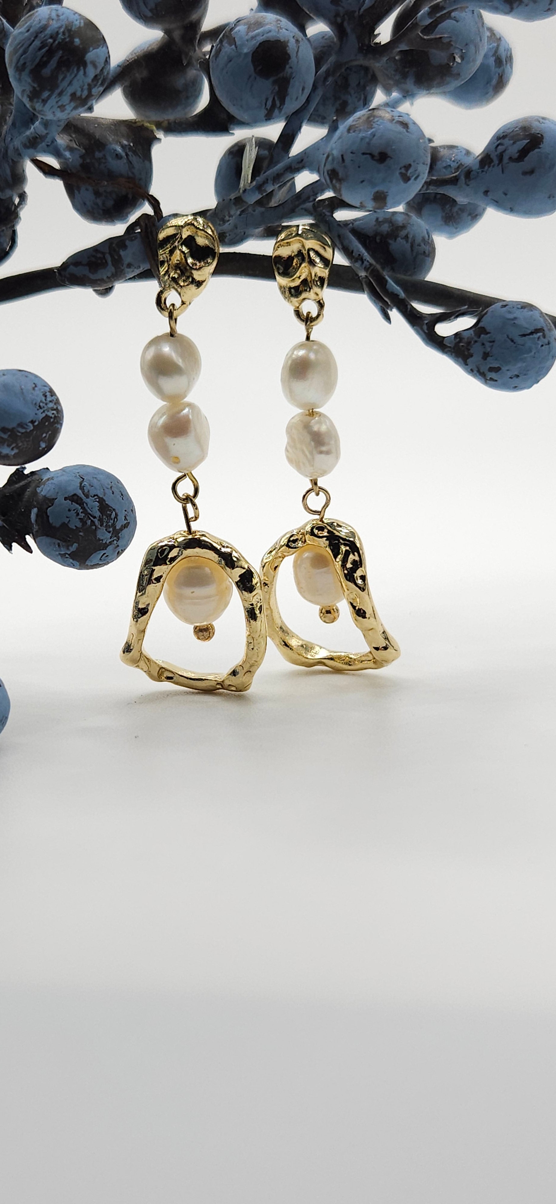 Cassa Pearl Earrings - Vie Jewelry