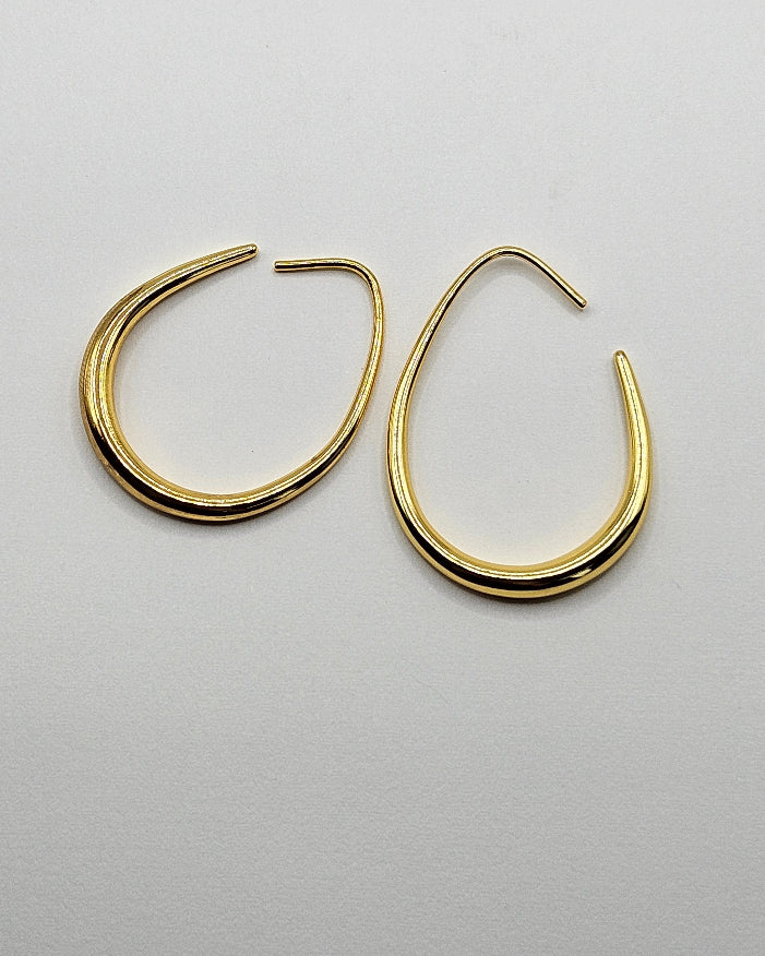 Elta Earrings - Vie Jewelry