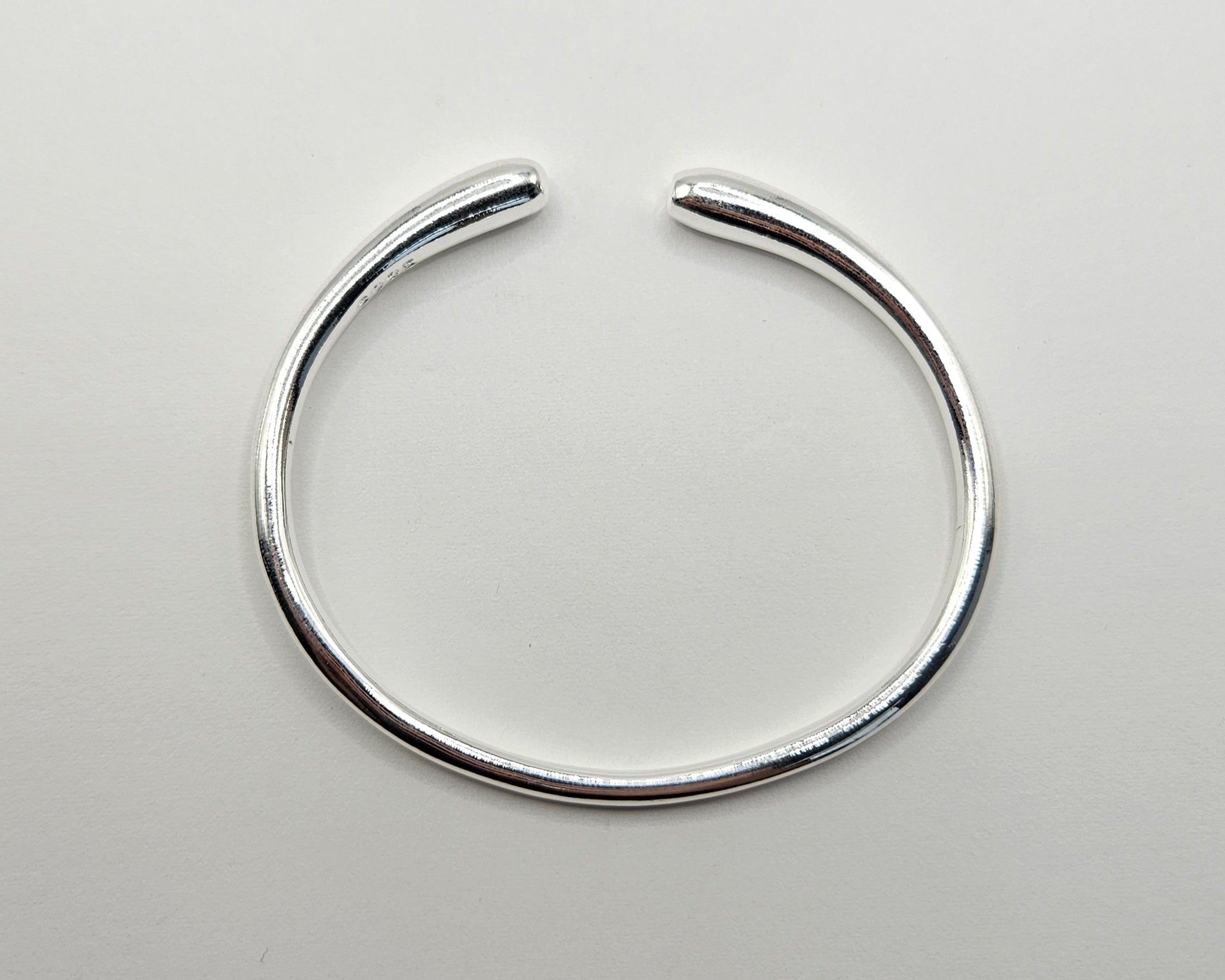Doni Bangle - Vie Jewelry