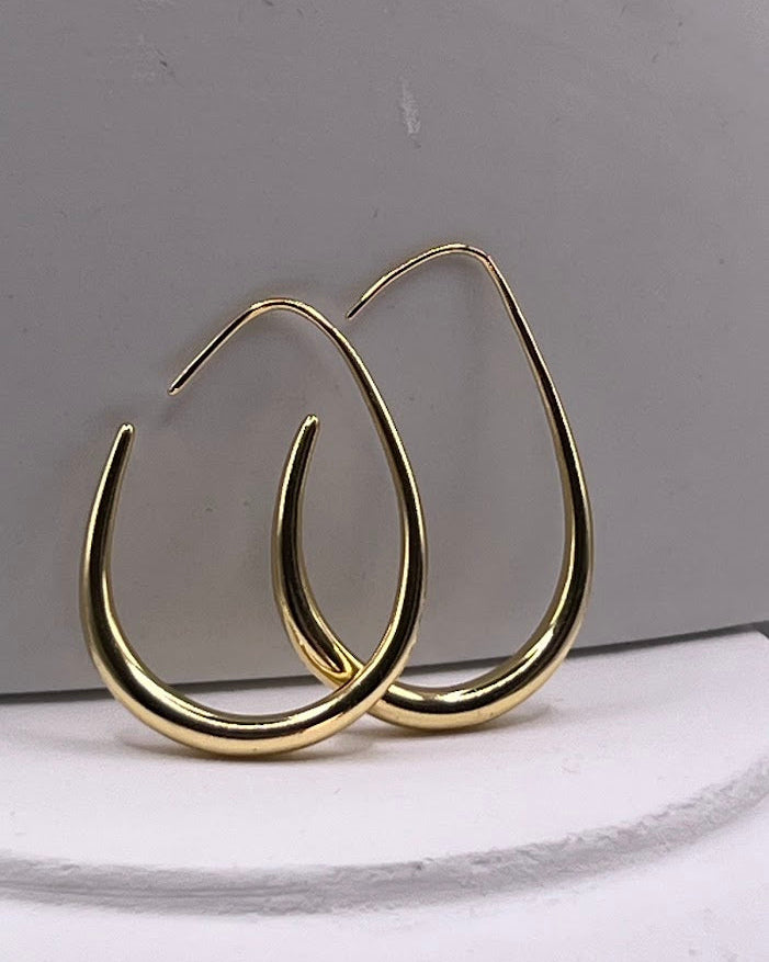 Elta Earrings - Vie Jewelry