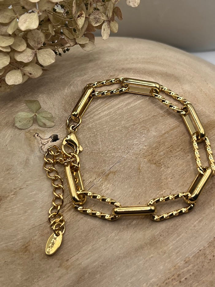 Moxley Bracelet - Vie Jewelry