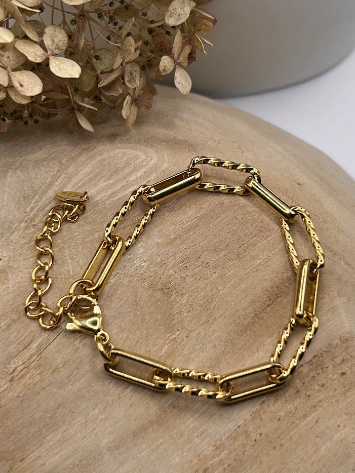 Moxley Bracelet - Vie Jewelry