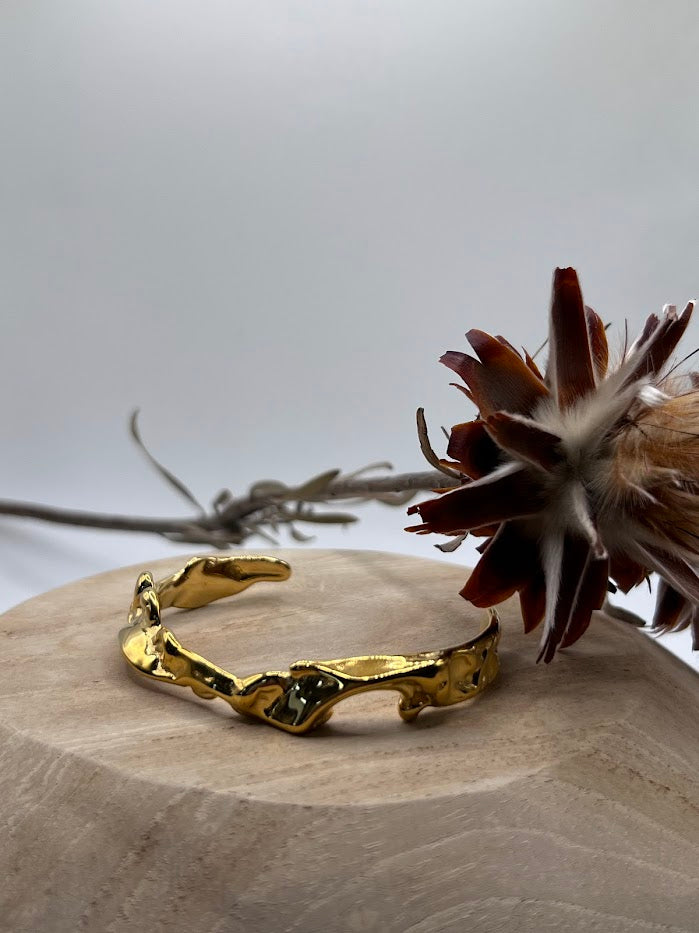 Burton Bangle - Vie Jewelry