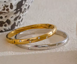 Monro Bangle - Vie Jewelry