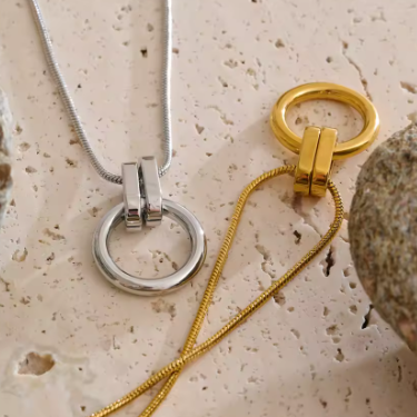 Clarah Necklace - Vie Jewelry