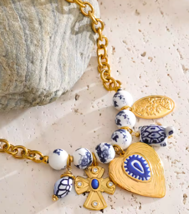 Éternelle Grace Necklace