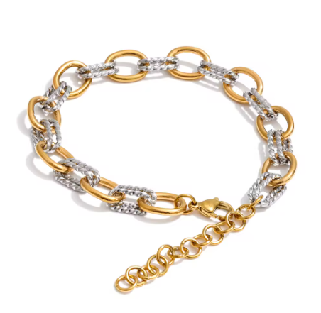 Cove Necklace