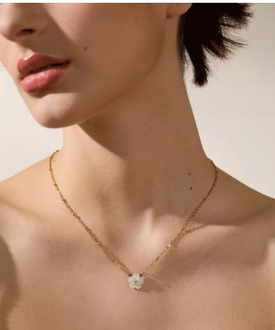 Cecilia Necklace - Vie Jewelry