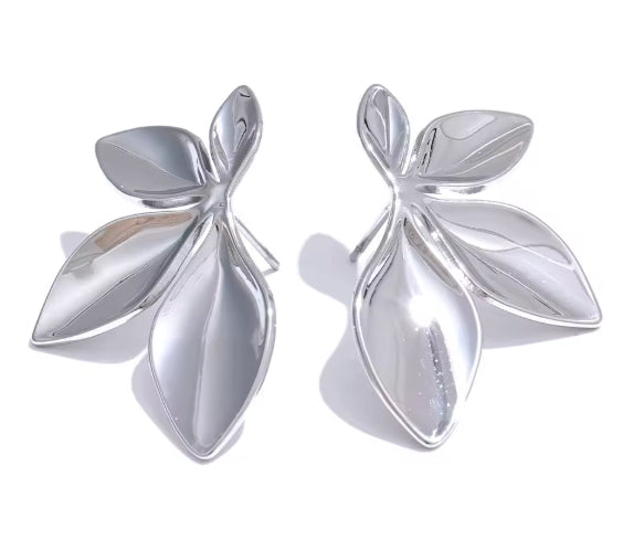 Juliee Earrings - Vie Jewelry