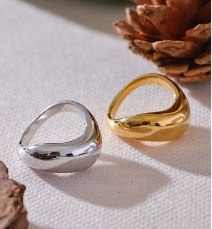 Rosi Ring - Vie Jewelry